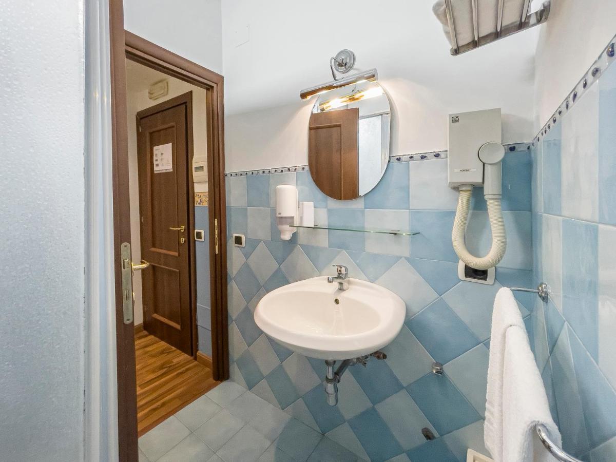 Guest house Gregorio's *